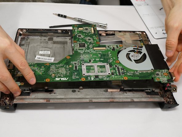 ASUS U46E-RAL7 Motherboard Replacement: crwdns2935265:014crwdnd2935265:02crwdnd2935265:03crwdne2935265:0