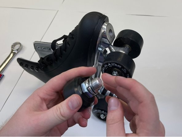 Roller Derby Skate Toe Stop Replacement: crwdns2935265:05crwdnd2935265:02crwdnd2935265:03crwdne2935265:0