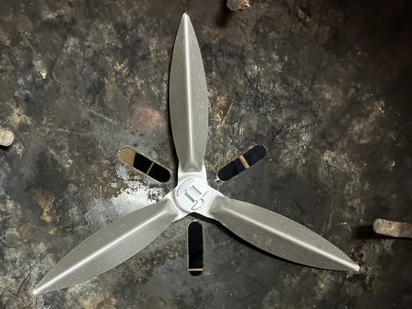 Weber Charcoal Kettle Grill Cleaning System Replacement: crwdns2935265:04crwdnd2935265:03crwdnd2935265:03crwdne2935265:0