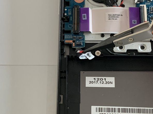 Acer Spin 5 SP515-51GN-807G Side Port and Button Replacement, Side Ports and Buttons: crwdns2935265:09crwdnd2935265:03crwdnd2935265:03crwdne2935265:0