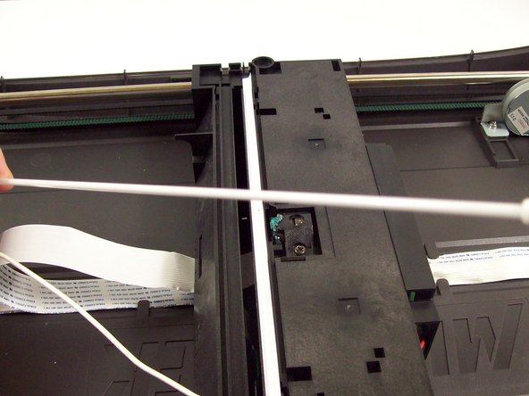 Microtek ScanMaker 5900 New Bulb Replacement, Remove the bulb: crwdns2935265:08crwdnd2935265:03crwdnd2935265:03crwdne2935265:0