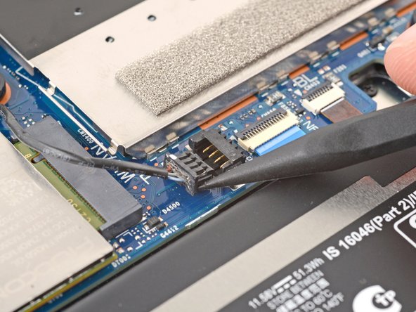 HP EliteBook 845 G9 Fan Replacement, Disconnect the fan: crwdns2935265:011crwdnd2935265:03crwdnd2935265:03crwdne2935265:0