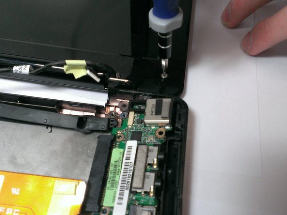 Asus Eee PC 1008ha Screen Replacement: crwdns2935265:06crwdnd2935265:02crwdnd2935265:02crwdne2935265:0