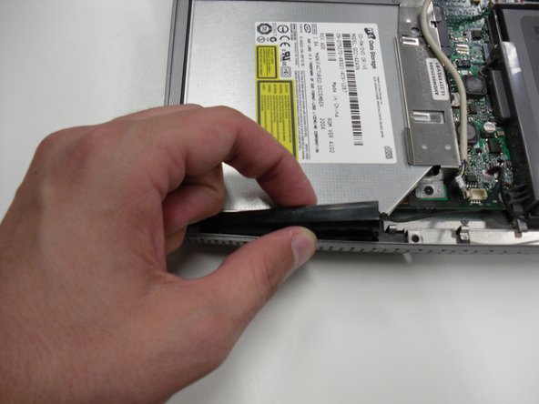 Dell Inspiron 1150 Speaker Replacement, Speaker: crwdns2935265:010crwdnd2935265:03crwdnd2935265:03crwdne2935265:0