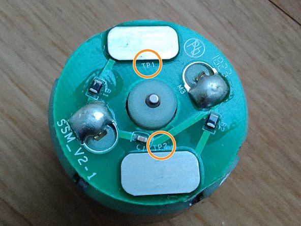 Roborock S5 Series Sidebrush Motor Replacement, Remove the motor: crwdns2935265:06crwdnd2935265:02crwdnd2935265:02crwdne2935265:0