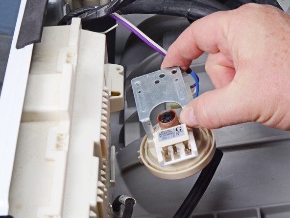 LG Front Load Washing Machine Pressure Sensor Replacement: crwdns2935265:09crwdnd2935265:02crwdnd2935265:02crwdne2935265:0