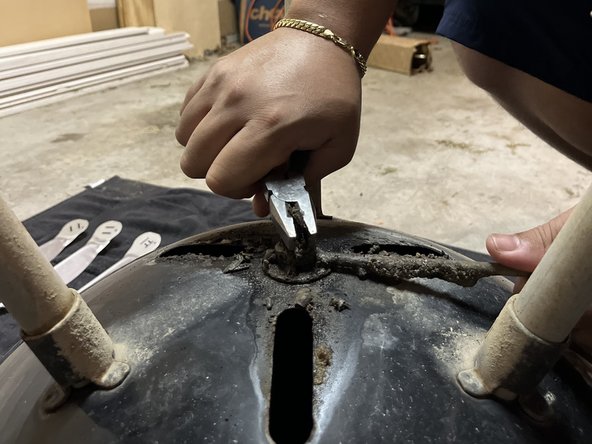 Weber Charcoal Kettle Grill Cleaning System Replacement: crwdns2935265:02crwdnd2935265:02crwdnd2935265:03crwdne2935265:0