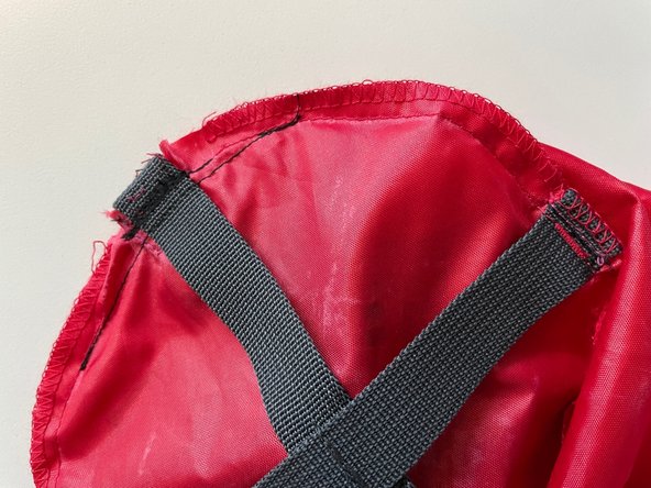 How to repair a broken webbing in a sleeping bag: crwdns2935265:05crwdnd2935265:02crwdnd2935265:03crwdne2935265:0