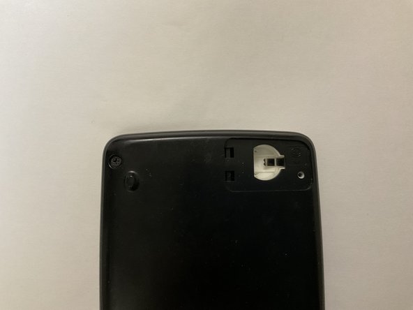 CASIO fx-50FH II Scientific Calculator Battery Replacement: шаг 6, изображение 3 из 3