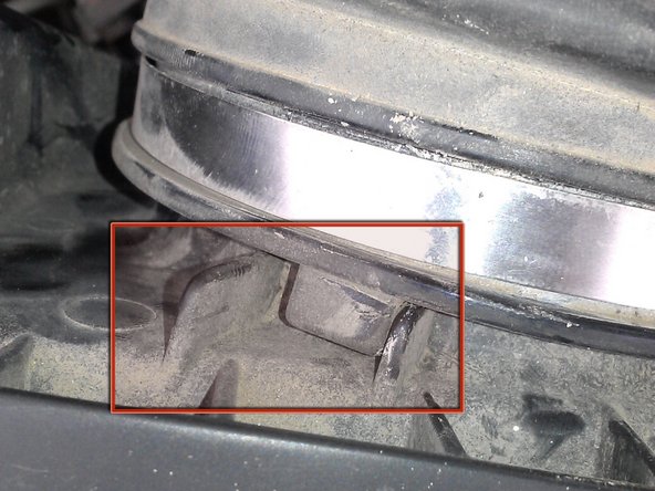 1997-2003 Pontiac Grand Prix GT Air Filter Replacement, Reattaching the Intake Tube: crwdns2935265:08crwdnd2935265:02crwdnd2935265:03crwdne2935265:0