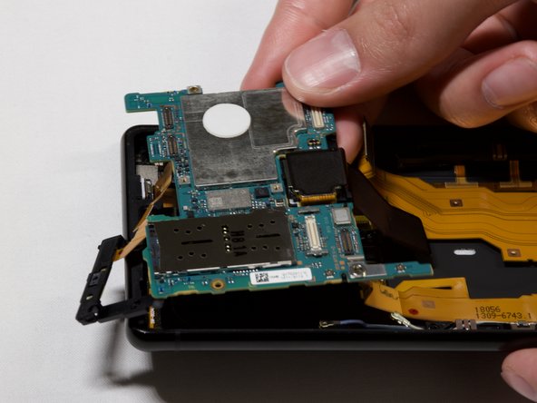 Sony Xperia XZ2 Rear Camera Replacement: step 16, image 3 of 3