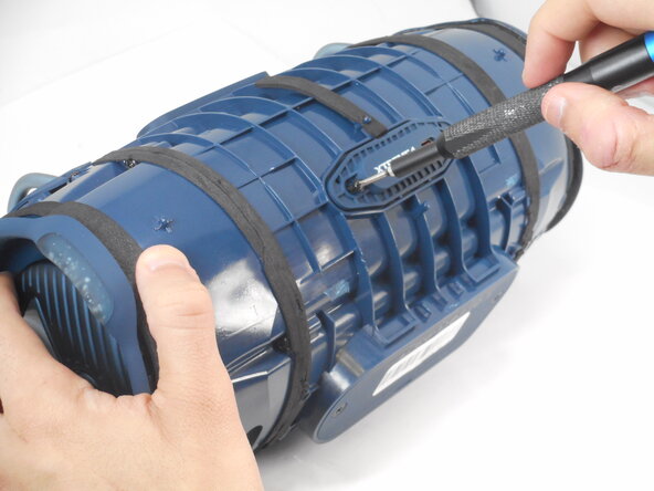 JBL Xtreme 4 Charging Port Replacement, Charging Port: crwdns2935265:07crwdnd2935265:02crwdnd2935265:03crwdne2935265:0