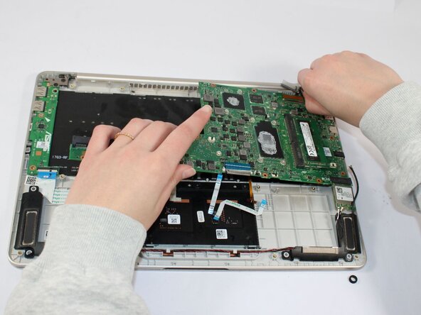 Asus VivoBook S14 Motherboard Replacement: crwdns2935265:012crwdnd2935265:02crwdnd2935265:02crwdne2935265:0