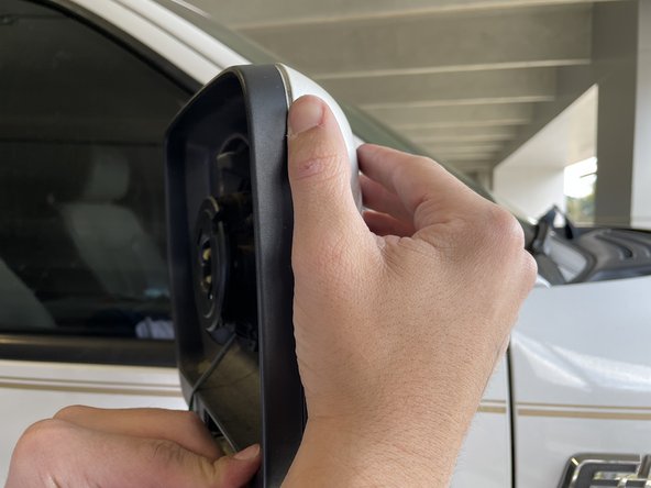 2009-2014 Ford F-150 Mirror blinker light Replacement, Pull backing off: Schritt 5, Bild 1 von 2
