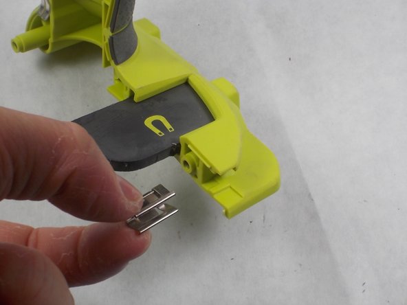 Ryobi P235 Bit-Holder Replacement: crwdns2935265:06crwdnd2935265:02crwdnd2935265:02crwdne2935265:0