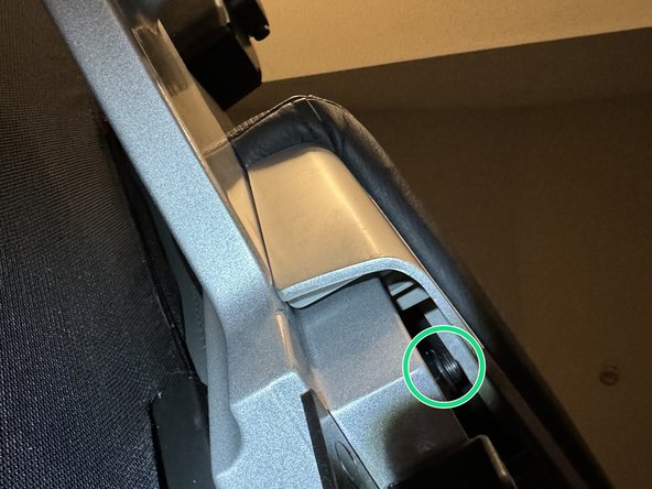 Family Inada ROBO chair HCP-D5A Massage Chair Teardown, Probable side panel main attachment points: crwdns2935265:09crwdnd2935265:03crwdnd2935265:03crwdne2935265:0