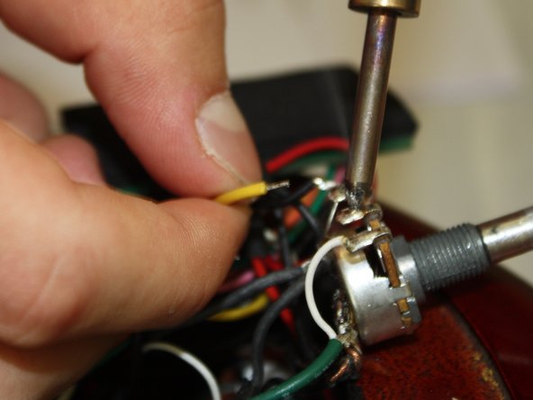 Ibanez 5 String Bass Model SR405QM Potentiometer Replacement: crwdns2935265:011crwdnd2935265:02crwdnd2935265:03crwdne2935265:0