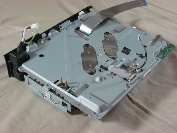 Playstation 3 Motherboard Enclosure Replacement: crwdns2935265:012crwdnd2935265:03crwdnd2935265:03crwdne2935265:0