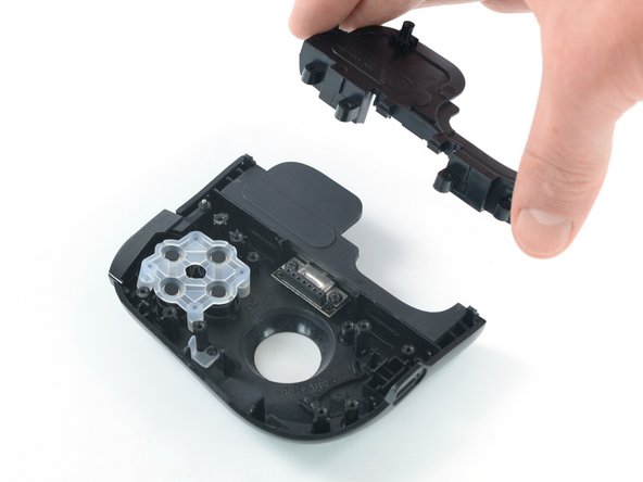 Razer Kishi Phone Connector Replacement, Remove the phone bracket: crwdns2935265:015crwdnd2935265:02crwdnd2935265:02crwdne2935265:0