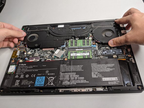 Gigabyte AERO 15-X8 Thermal Paste Replacement: crwdns2935265:08crwdnd2935265:02crwdnd2935265:02crwdne2935265:0