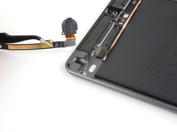 iPad 8 LTE Headphone Jack Replacement
