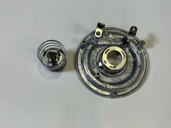 Chef’s Counter Rice Cooker RC-3 Disassembly: crwdns2935265:07crwdnd2935265:03crwdnd2935265:03crwdne2935265:0