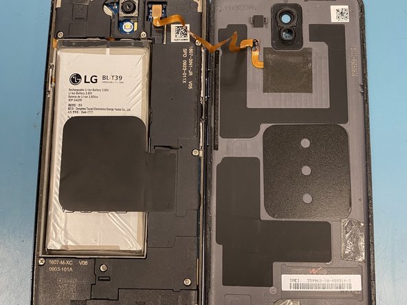 LG K40 Disassembly, Removing the Back: stap 0, afbeelding 2 van 2