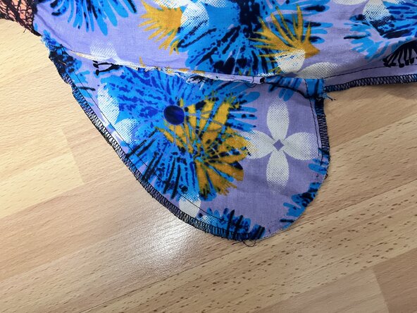 How to Repair a Torn Skirt Pocket, How to Repair a Torn Skirt Pocket: crwdns2935265:01crwdnd2935265:03crwdnd2935265:03crwdne2935265:0