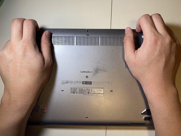 Dell Latitude 5411 Lower Case Replacement: crwdns2935265:02crwdnd2935265:02crwdnd2935265:02crwdne2935265:0