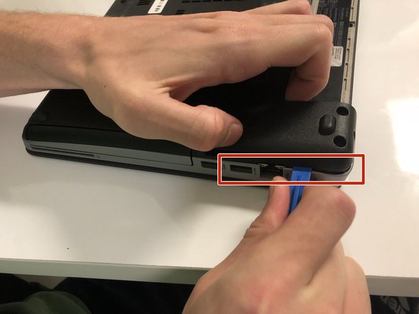 HP Mobile Thin Client mt41 Fan Replacement: step 3, image 1 of 1