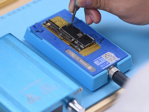 Repair an iPhone X That Won't Charge