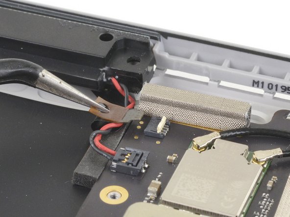 Microsoft Surface Pro 7 Motherboard Replacement: step 46, image 3 of 3