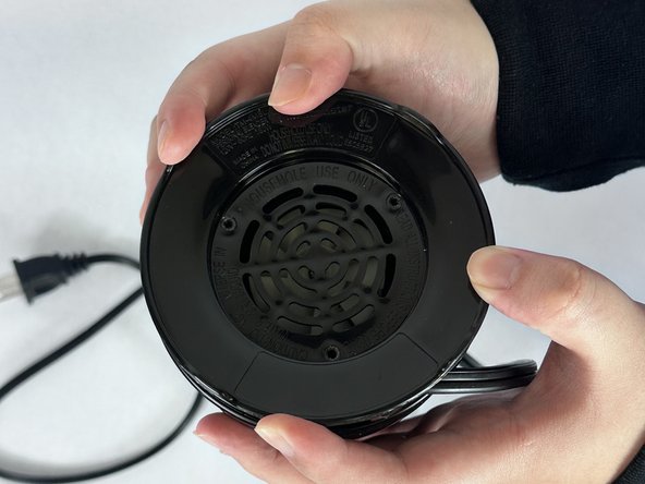 Toast Master Blender Button Replacement: step 10, image 2 of 3