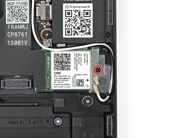 Framework Laptop 13 Pro Wi-Fi Module Replacement, Tighten the Wi-Fi module screw: passo 15, imagem 1 %32