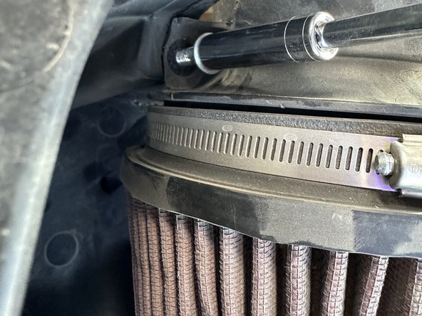 2020 Ford F150 3.5L Cold Air Intake Replacement: Schritt 6, Bild 3 von 3