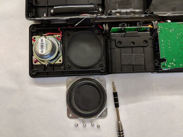 Logitech Pure-Fi Anywhere 2 Inner Speaker Cones Replacement: crwdns2935265:03crwdnd2935265:02crwdnd2935265:02crwdne2935265:0