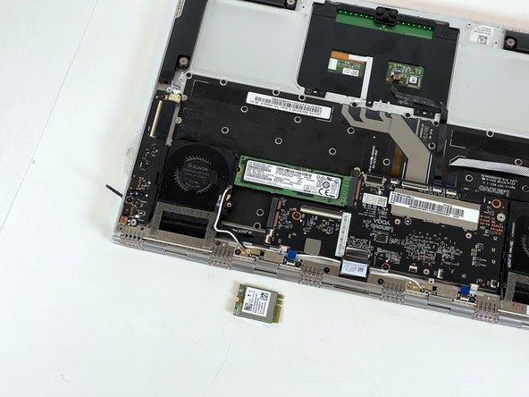 Lenovo Yoga 910-13IKB Wi-Fi Card Replacement: crwdns2935265:06crwdnd2935265:03crwdnd2935265:03crwdne2935265:0