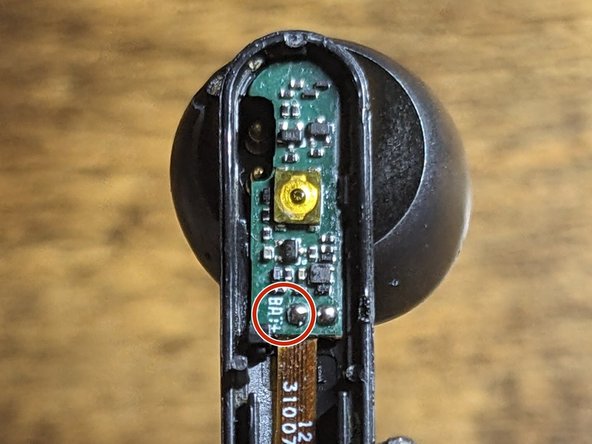 Jbl Tune 225TWS Battery Replacement, Install the new battery: crwdns2935265:05crwdnd2935265:02crwdnd2935265:03crwdne2935265:0