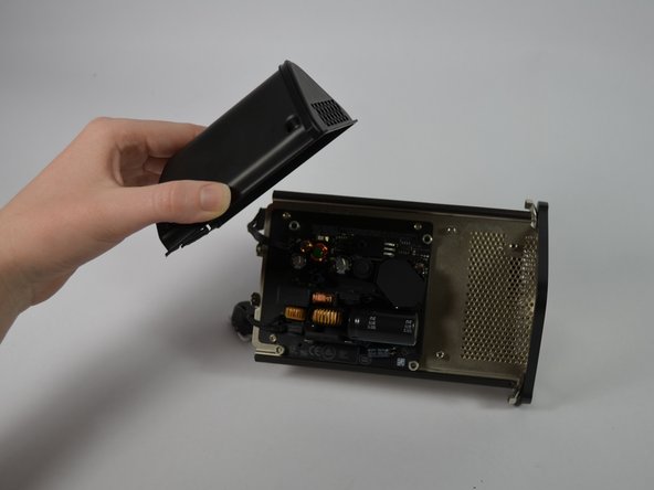 AirPort Extreme A1521 Power Supply Replacement, Power Supply: crwdns2935265:08crwdnd2935265:02crwdnd2935265:02crwdne2935265:0