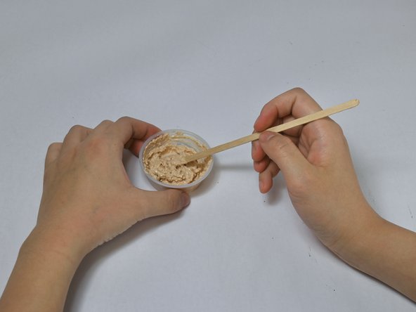 How to Reinsert a Wooden Chair Side Stretcher: crwdns2935265:03crwdnd2935265:03crwdnd2935265:03crwdne2935265:0