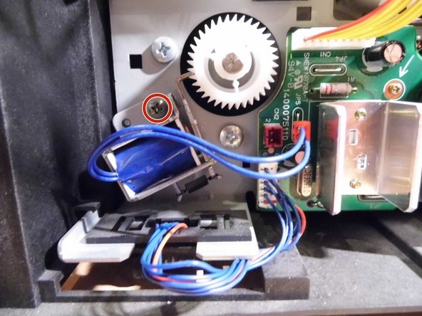 Replace Kyocera FS-1010 sponge rubber, Remove third feed breaker: crwdns2935265:016crwdnd2935265:02crwdnd2935265:02crwdne2935265:0