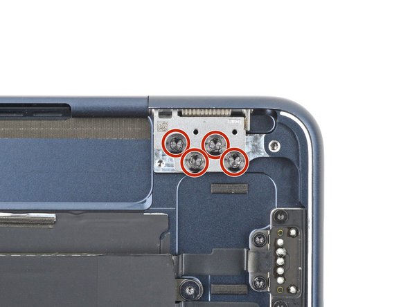 MacBook Air 15" 2023 Screen Replacement, Partially unfasten the hinges: crwdns2935265:033crwdnd2935265:02crwdnd2935265:02crwdne2935265:0