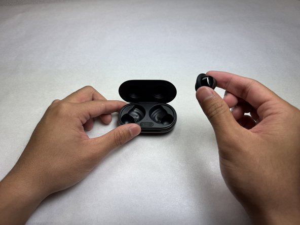 Samsung Galaxy Buds Plus Case Battery Replacement, Battery: crwdns2935265:01crwdnd2935265:03crwdnd2935265:03crwdne2935265:0