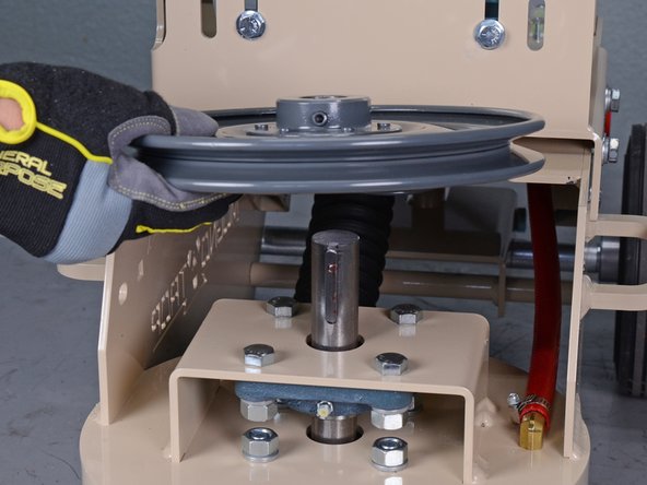 EDCO Disk Grinder 50200-HD Sheave Replacement: crwdns2935265:013crwdnd2935265:03crwdnd2935265:03crwdne2935265:0