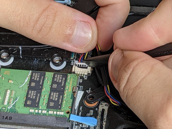 Gigabyte AERO 15-X8 Thermal Paste Replacement: crwdns2935265:04crwdnd2935265:02crwdnd2935265:03crwdne2935265:0