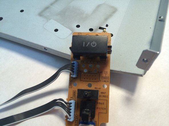 Sony TC-WE825S Power Button Replacement: crwdns2935265:07crwdnd2935265:03crwdnd2935265:03crwdne2935265:0