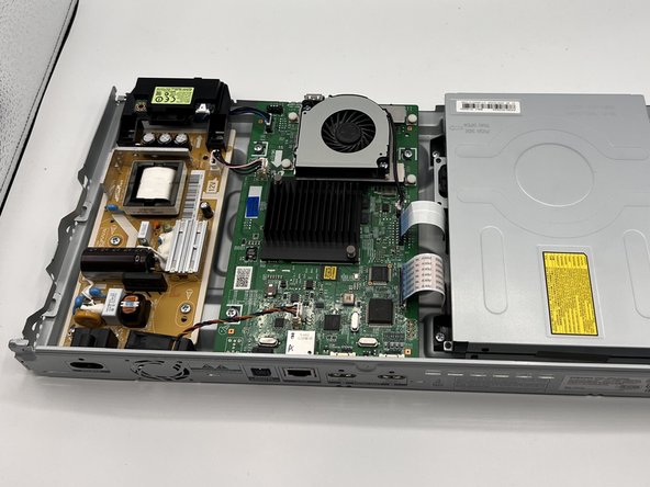 Samsung UBD-K8500 Case Fan Replacement: crwdns2935265:04crwdnd2935265:02crwdnd2935265:02crwdne2935265:0