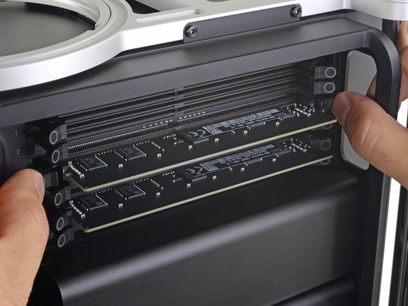 Mac Pro 2019 RAM Module Replacement, Unlock the RAM module: stap 0, afbeelding 2 van 2
