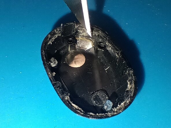 Fix unstable bluetooth connection, Lift antenna: crwdns2935265:08crwdnd2935265:02crwdnd2935265:02crwdne2935265:0