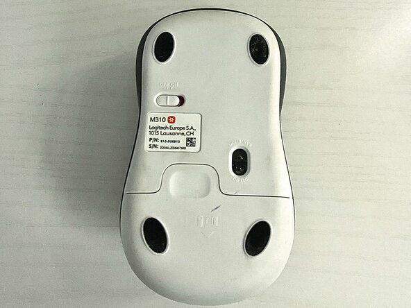 Logitech M310 Wireless Mouse Battery Replacement, Battery: crwdns2935265:01crwdnd2935265:02crwdnd2935265:02crwdne2935265:0